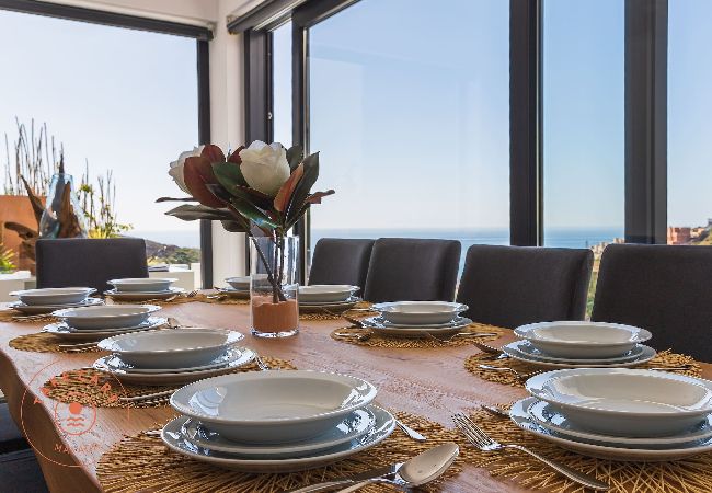Villa in Torrox - Luxe zeezicht villa Jensen - TakeCareMalaga Villa in Torrox - Luxe zeezicht villa Jensen - TakeCareMalaga