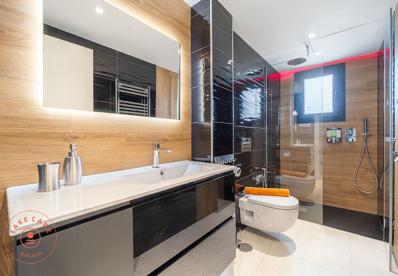 Villa in Torrox - Luxe zeezicht villa Jensen - TakeCareMalaga Villa in Torrox - Luxe zeezicht villa Jensen - TakeCareMalaga