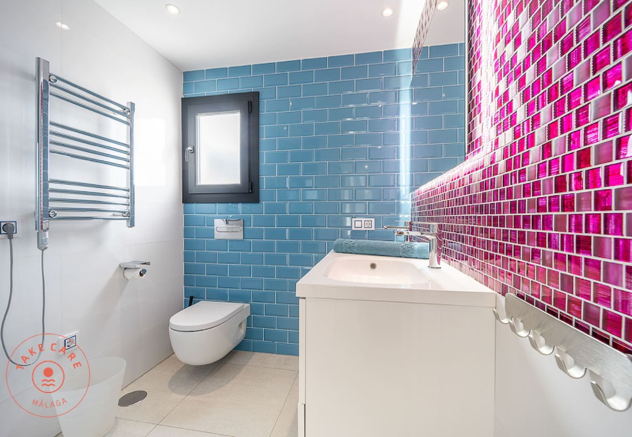 Villa in Torrox - Luxe zeezicht villa Jensen - TakeCareMalaga Villa in Torrox - Luxe zeezicht villa Jensen - TakeCareMalaga
