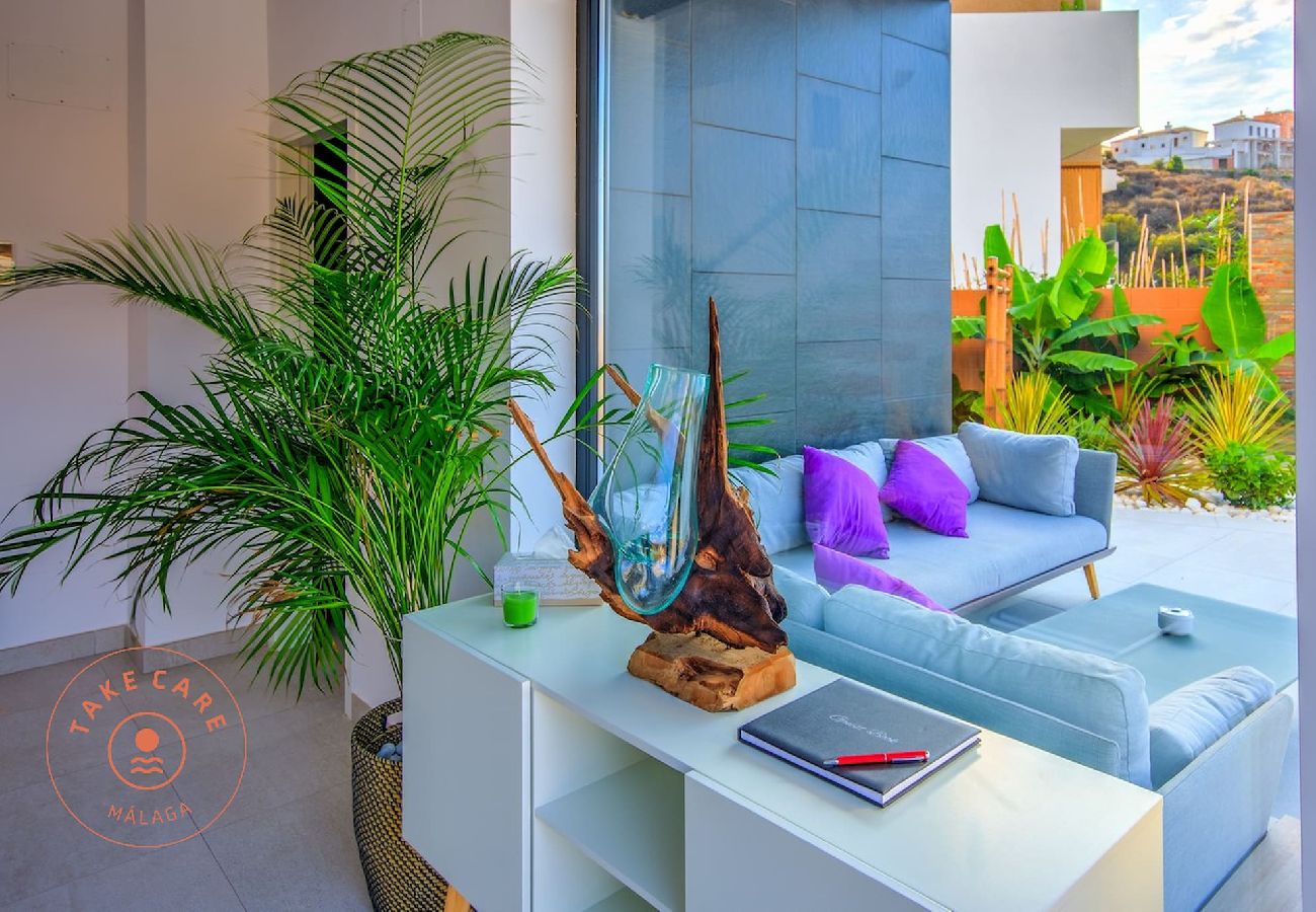 Villa in Torrox - Luxe zeezicht villa Jensen - TakeCareMalaga Villa in Torrox - Luxe zeezicht villa Jensen - TakeCareMalaga