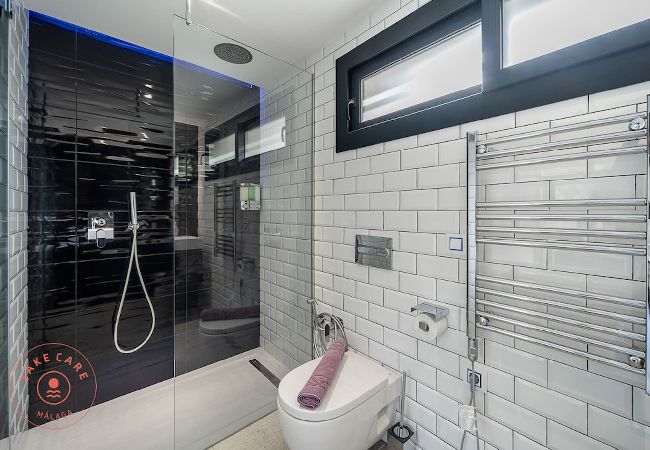 Villa in Torrox - Luxe zeezicht villa Celeste - TakeCareMalaga Villa in Torrox - Luxe zeezicht villa Celeste - TakeCareMalaga