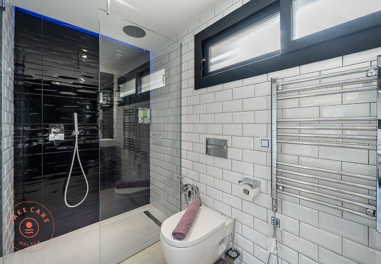 Villa in Torrox - Luxe zeezicht villa Celeste - TakeCareMalaga Villa in Torrox - Luxe zeezicht villa Celeste - TakeCareMalaga