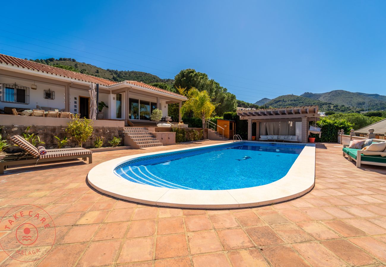 Villa in Alhaurin de la Torre - Villa Mango - TakeCareMalaga