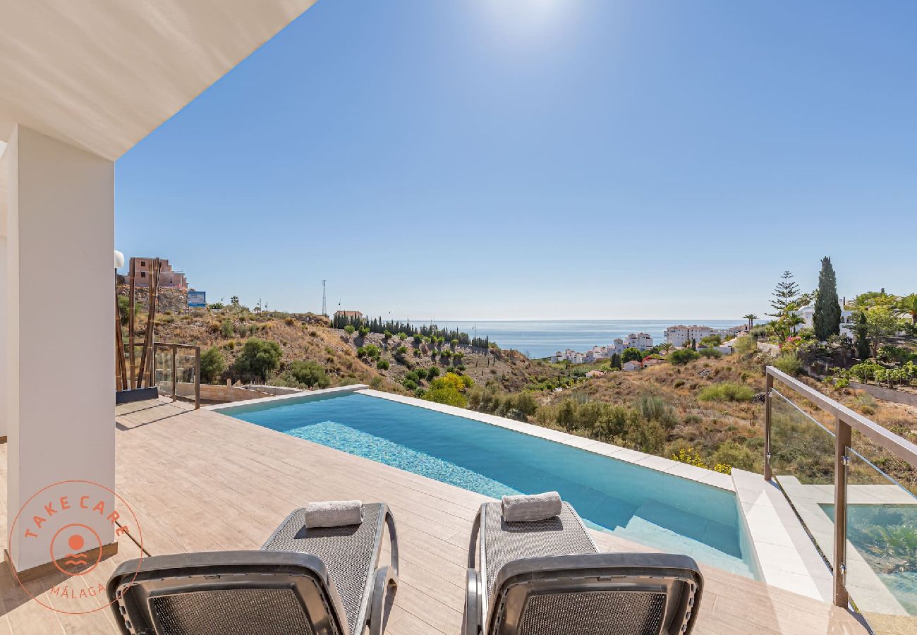 Villa en Torrox - Villa con vistas al mar en Torrox - TakeCareMalaga Villa en Torrox - Villa con vistas al mar en Torrox - TakeCareMalaga
