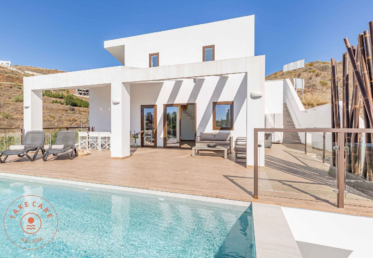 Villa en Torrox - Villa con vistas al mar en Torrox - TakeCareMalaga Villa en Torrox - Villa con vistas al mar en Torrox - TakeCareMalaga