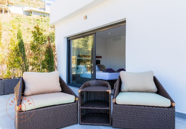 Villa en Torrox - Villa de lujo con vistas al mar Celeste - TakeCareMalaga Villa en Torrox - Villa de lujo con vistas al mar Celeste - TakeCareMalaga