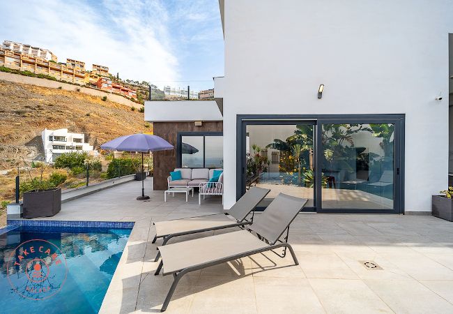 Villa en Torrox - Villa de lujo con vistas al mar Celeste - TakeCareMalaga Villa en Torrox - Villa de lujo con vistas al mar Celeste - TakeCareMalaga
