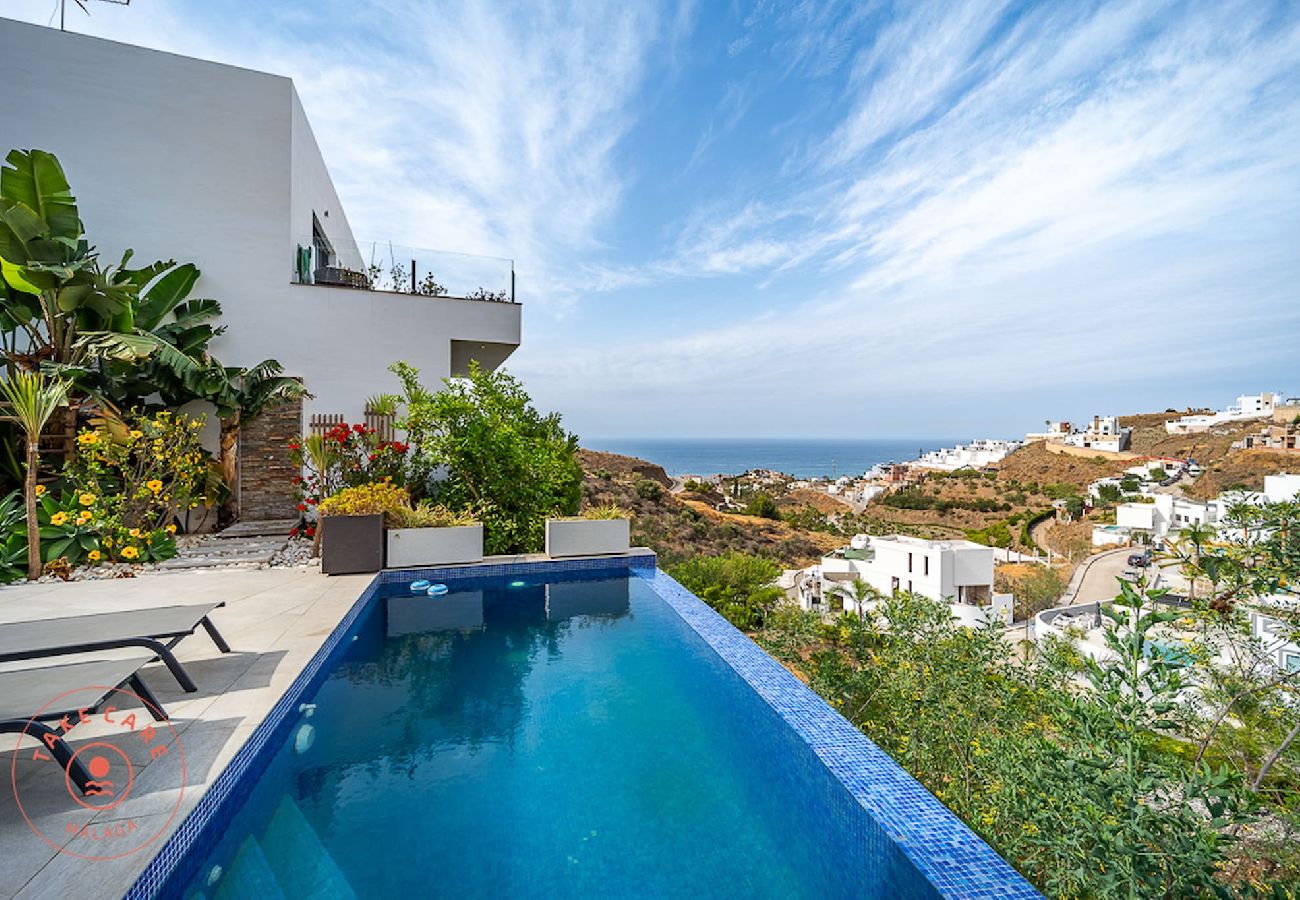 Villa en Torrox - Villa de lujo con vistas al mar Celeste - TakeCareMalaga Villa en Torrox - Villa de lujo con vistas al mar Celeste - TakeCareMalaga