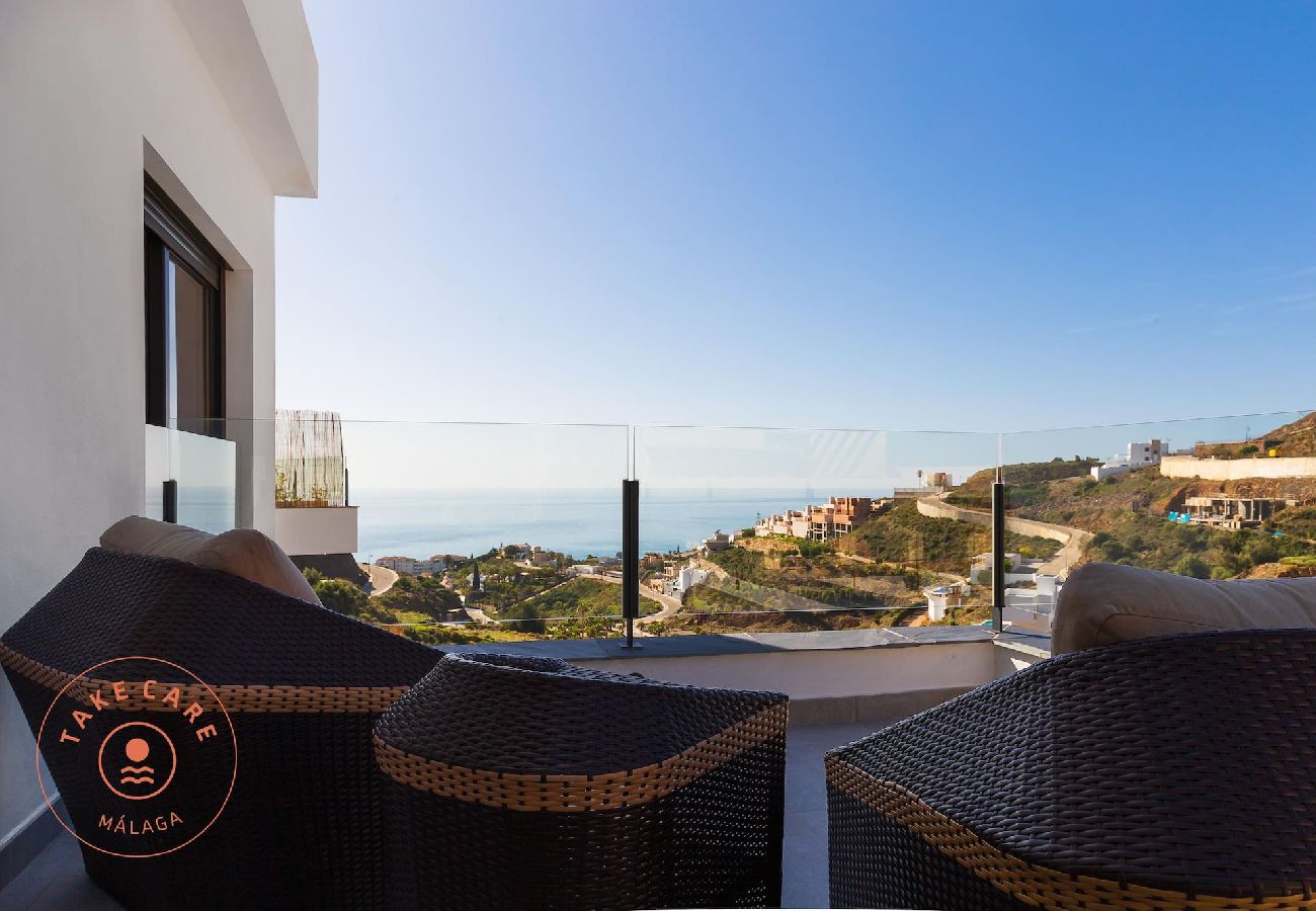 Villa en Torrox - Villa de lujo con vistas al mar Celeste - TakeCareMalaga Villa en Torrox - Villa de lujo con vistas al mar Celeste - TakeCareMalaga