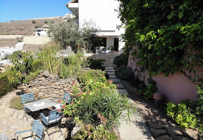 Villa en Torrox - Villa con piscina y vistas al mar - TakeCareMalaga Villa en Torrox - Villa con piscina y vistas al mar - TakeCareMalaga