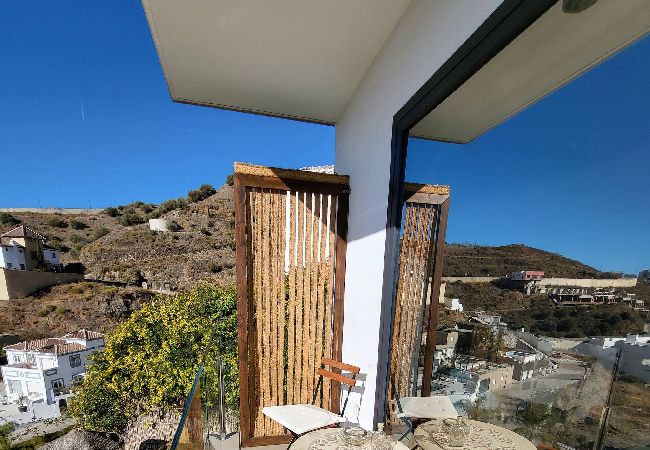 Villa en Torrox - Villa con piscina y vistas al mar - TakeCareMalaga Villa en Torrox - Villa con piscina y vistas al mar - TakeCareMalaga