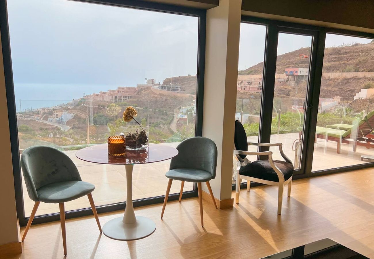 Villa en Torrox - Villa con piscina y vistas al mar - TakeCareMalaga Villa en Torrox - Villa con piscina y vistas al mar - TakeCareMalaga