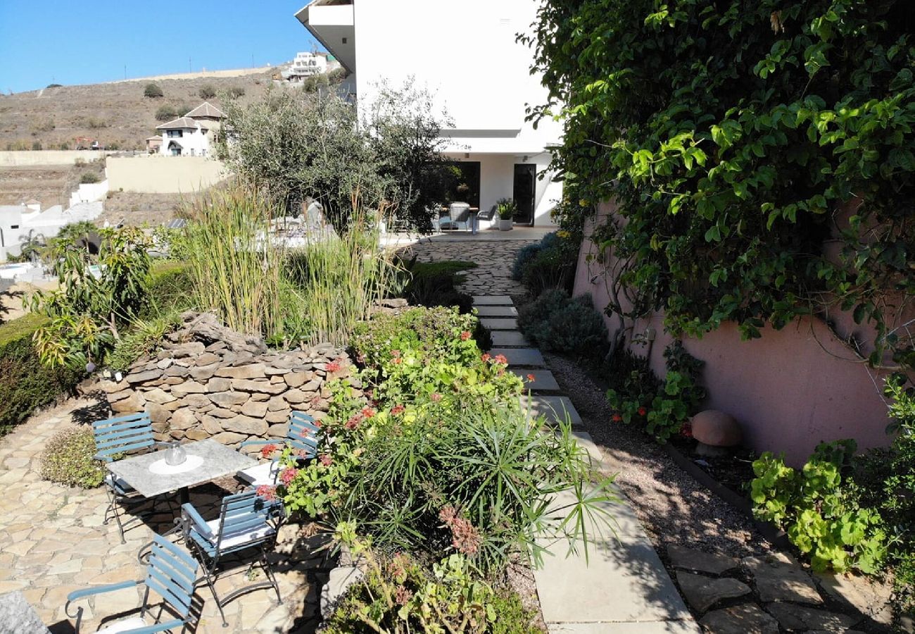 Villa en Torrox - Villa con piscina y vistas al mar - TakeCareMalaga Villa en Torrox - Villa con piscina y vistas al mar - TakeCareMalaga