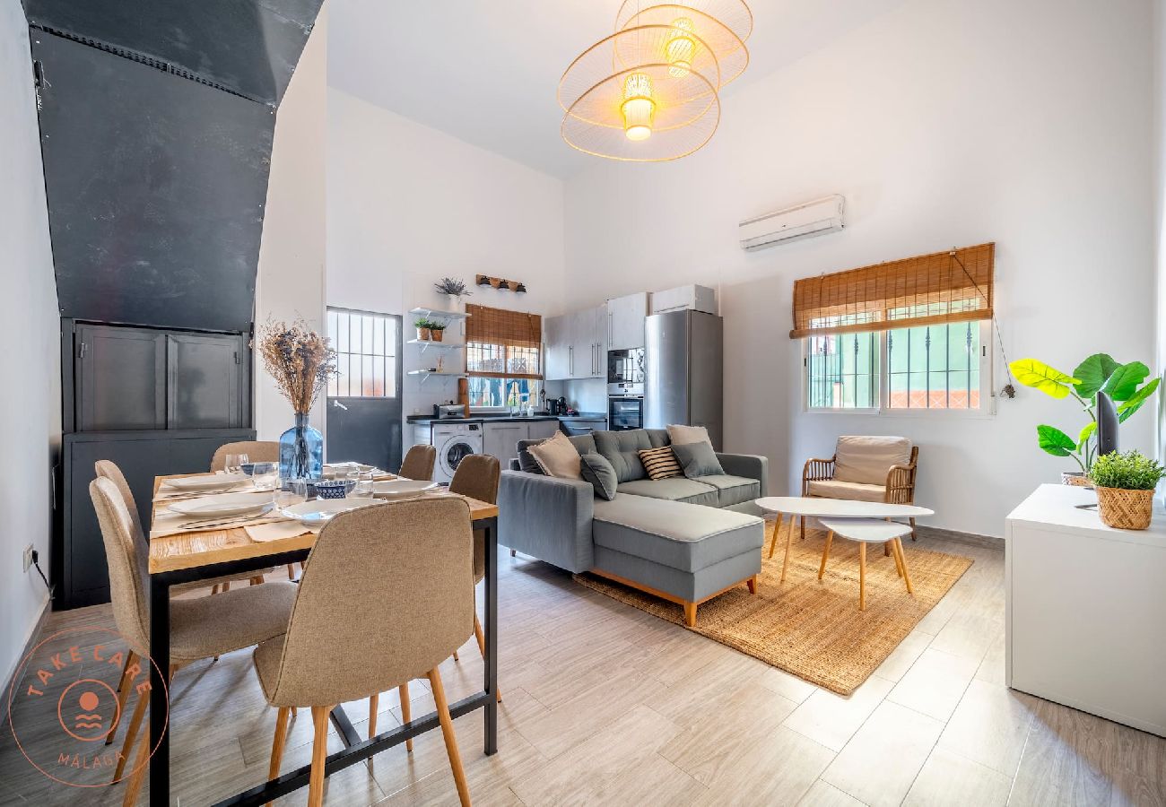 Apartamento en Málaga - Casa Calinda en El Palo - TakeCareMalaga