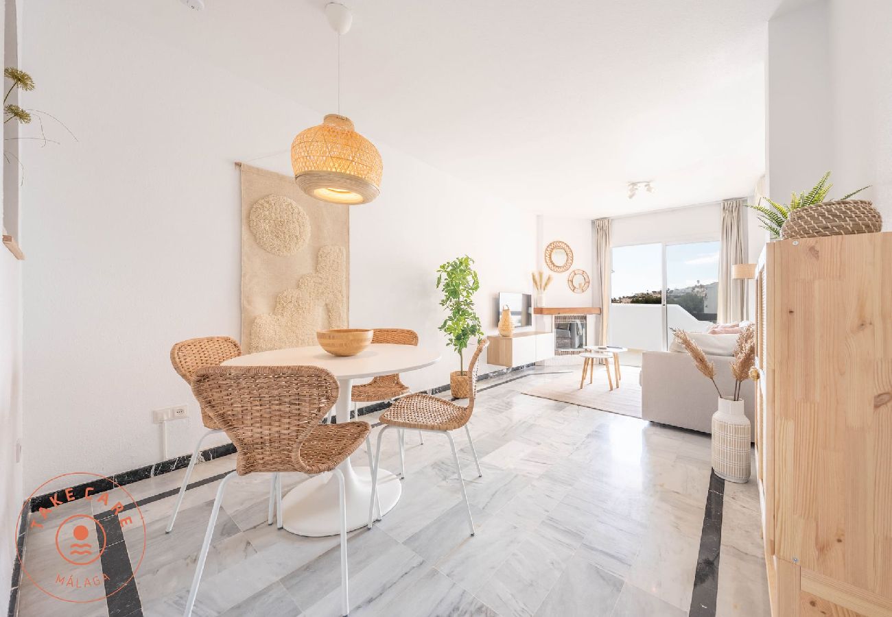 Apartment in Mijas Costa - Cosy apartment, La Cala de Mijas - TakeCareMalaga Apartment in Mijas Costa - Cosy apartment, La Cala de Mijas - TakeCareMalaga