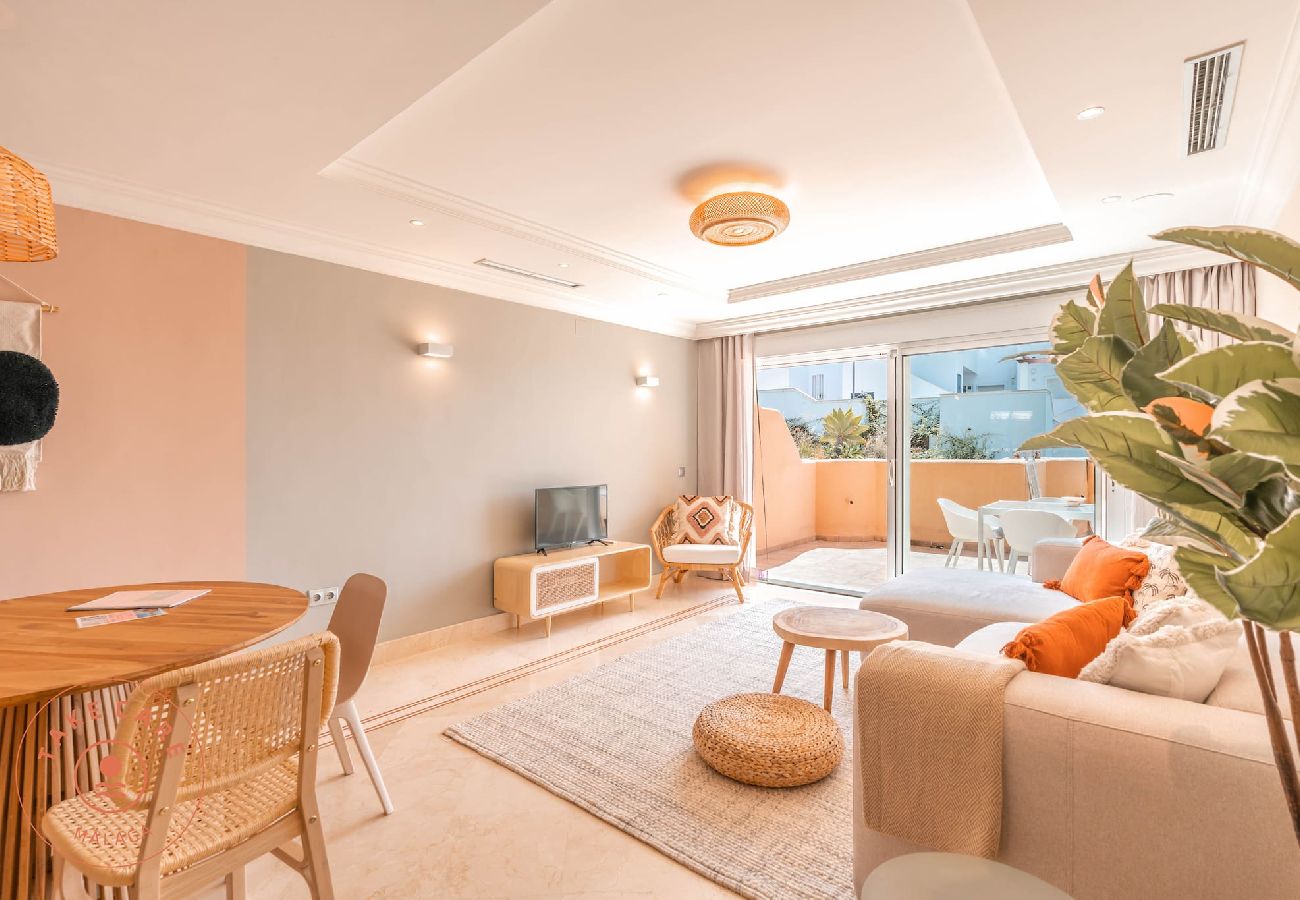 Apartment in Marbella - Apartment Aloha Hill Club Marbella - TakeCareMalaga