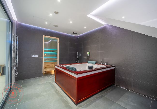 Villa in Torrox - Luxury Seaview Villa Jensen - TakeCareMalaga Villa in Torrox - Luxury Seaview Villa Jensen - TakeCareMalaga