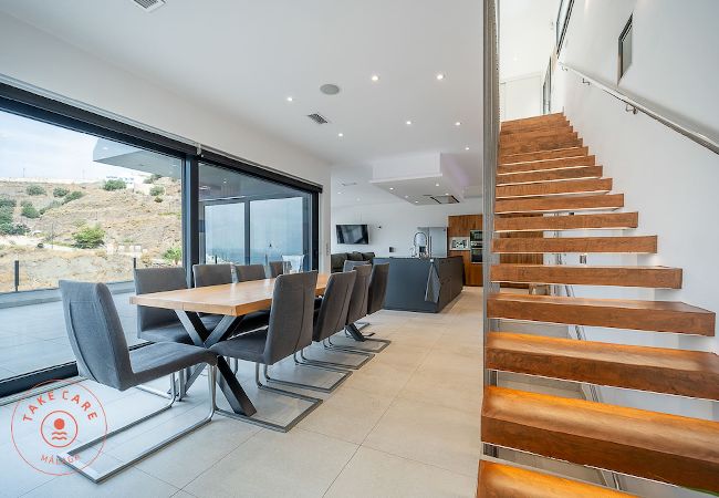 Villa in Torrox - Luxury Seaview Villa Jensen - TakeCareMalaga Villa in Torrox - Luxury Seaview Villa Jensen - TakeCareMalaga
