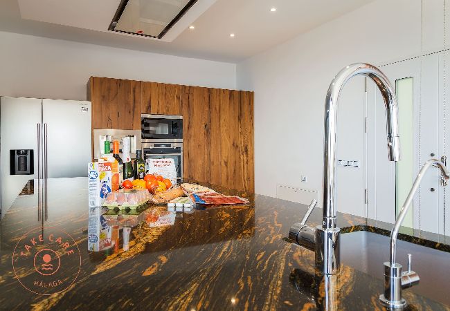 Villa in Torrox - Luxury Seaview Villa Jensen - TakeCareMalaga Villa in Torrox - Luxury Seaview Villa Jensen - TakeCareMalaga