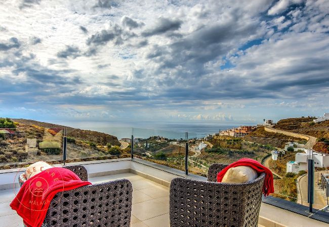 Villa in Torrox - Luxury Seaview Villa Jensen - TakeCareMalaga Villa in Torrox - Luxury Seaview Villa Jensen - TakeCareMalaga