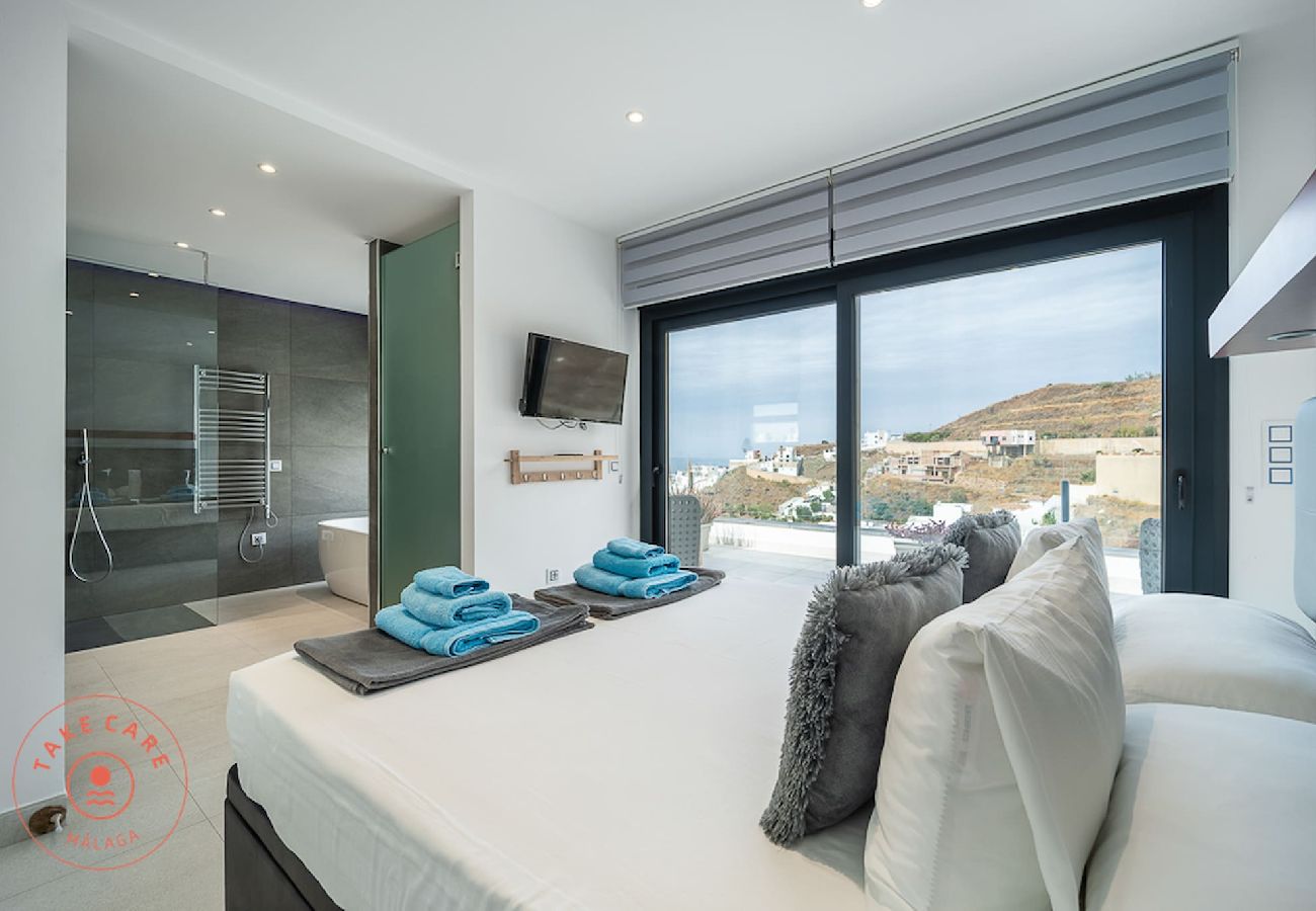 Villa in Torrox - Luxury Seaview Villa Jensen - TakeCareMalaga Villa in Torrox - Luxury Seaview Villa Jensen - TakeCareMalaga