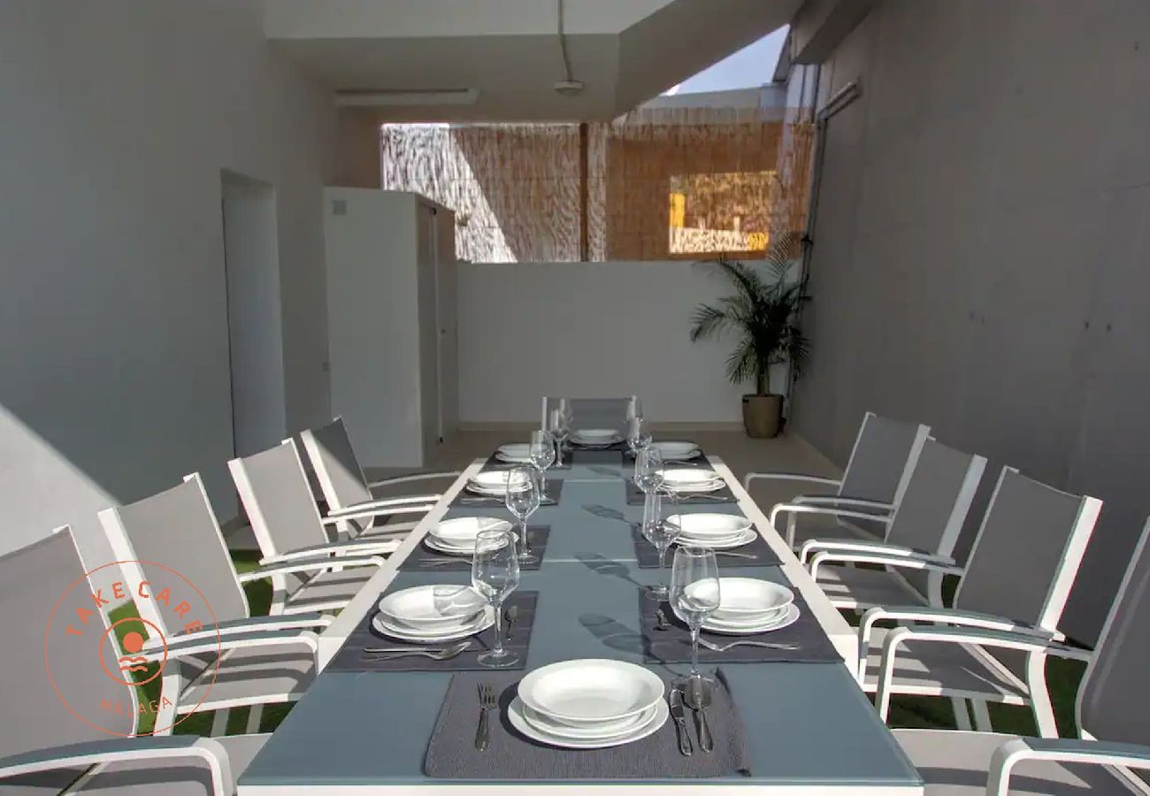 Villa in Torrox - Luxury Seaview Villa Jensen - TakeCareMalaga Villa in Torrox - Luxury Seaview Villa Jensen - TakeCareMalaga