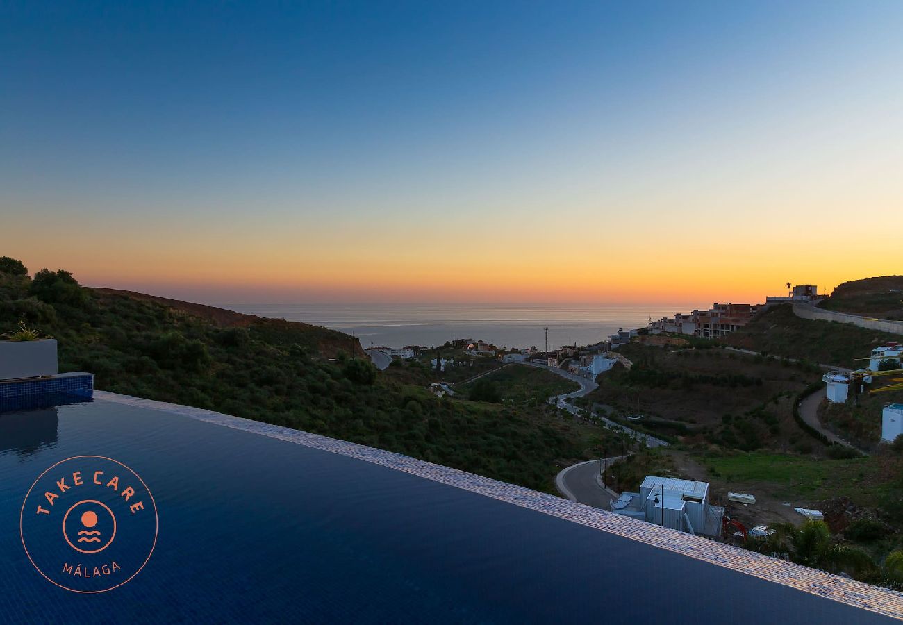 Villa in Torrox - Luxury Seaview Villa Jensen - TakeCareMalaga Villa in Torrox - Luxury Seaview Villa Jensen - TakeCareMalaga