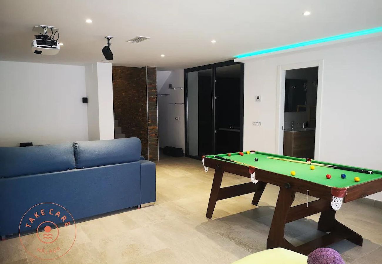 Villa in Torrox - Luxury Seaview Villa Celeste - TakeCareMalaga Villa in Torrox - Luxury Seaview Villa Celeste - TakeCareMalaga