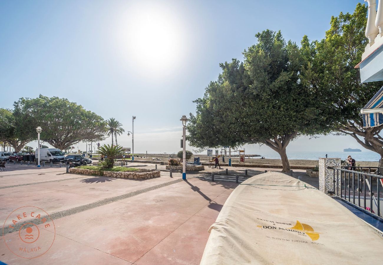 Studio in Málaga - Seaview studio in El Palo - TakeCareMalaga Studio in Málaga - Seaview studio in El Palo - TakeCareMalaga