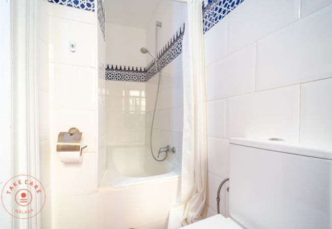 Apartment in Málaga - Beautiful Flat Near Plaza Merced - TakeCareMalaga Apartment in Málaga - Beautiful Flat Near Plaza Merced - TakeCareMalaga