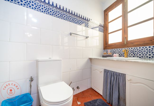 Apartment in Málaga - Beautiful Flat Near Plaza Merced - TakeCareMalaga Apartment in Málaga - Beautiful Flat Near Plaza Merced - TakeCareMalaga