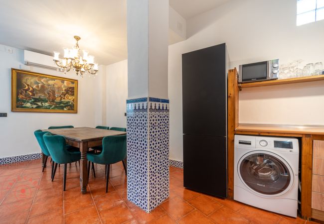 Apartment in Málaga - Beautiful Flat Near Plaza Merced - TakeCareMalaga Apartment in Málaga - Beautiful Flat Near Plaza Merced - TakeCareMalaga