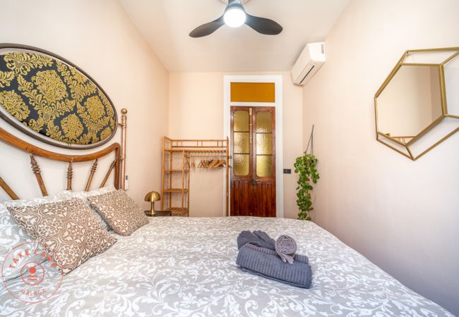 Apartment in Málaga - Beautiful Flat Near Plaza Merced - TakeCareMalaga Apartment in Málaga - Beautiful Flat Near Plaza Merced - TakeCareMalaga