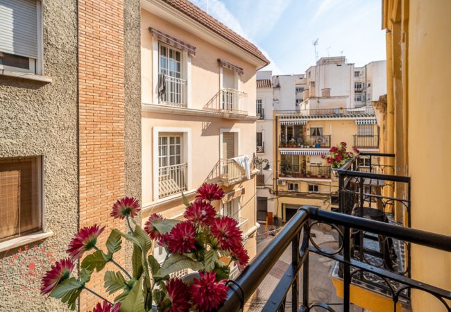 Apartment in Málaga - Beautiful Flat Near Plaza Merced - TakeCareMalaga Apartment in Málaga - Beautiful Flat Near Plaza Merced - TakeCareMalaga