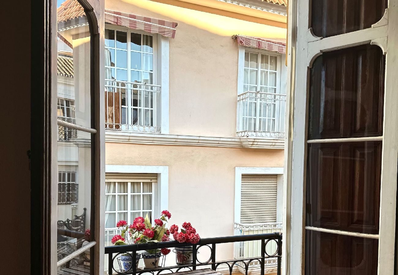 Apartment in Málaga - Beautiful Flat Near Plaza Merced - TakeCareMalaga Apartment in Málaga - Beautiful Flat Near Plaza Merced - TakeCareMalaga