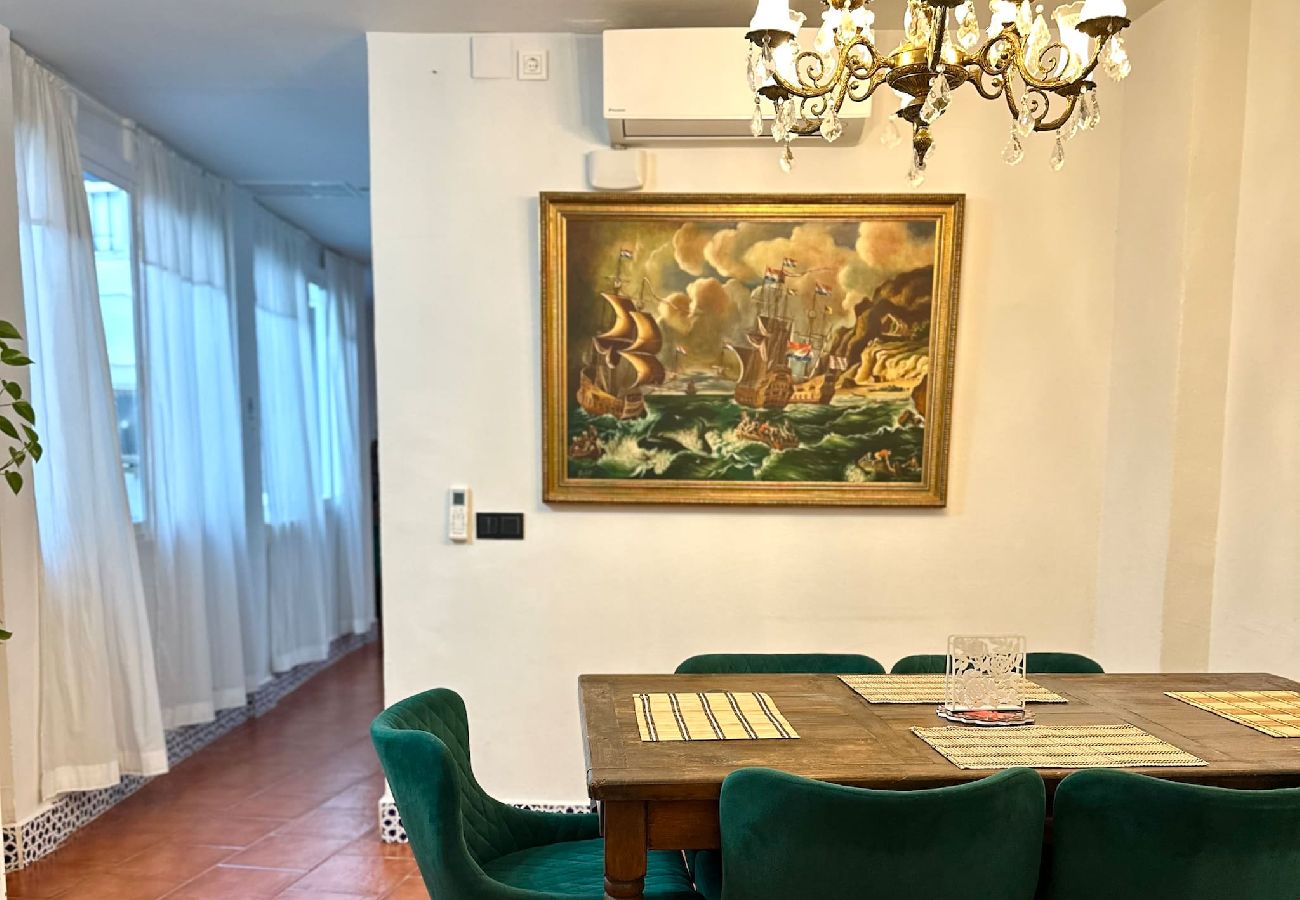 Apartment in Málaga - Beautiful Flat Near Plaza Merced - TakeCareMalaga Apartment in Málaga - Beautiful Flat Near Plaza Merced - TakeCareMalaga