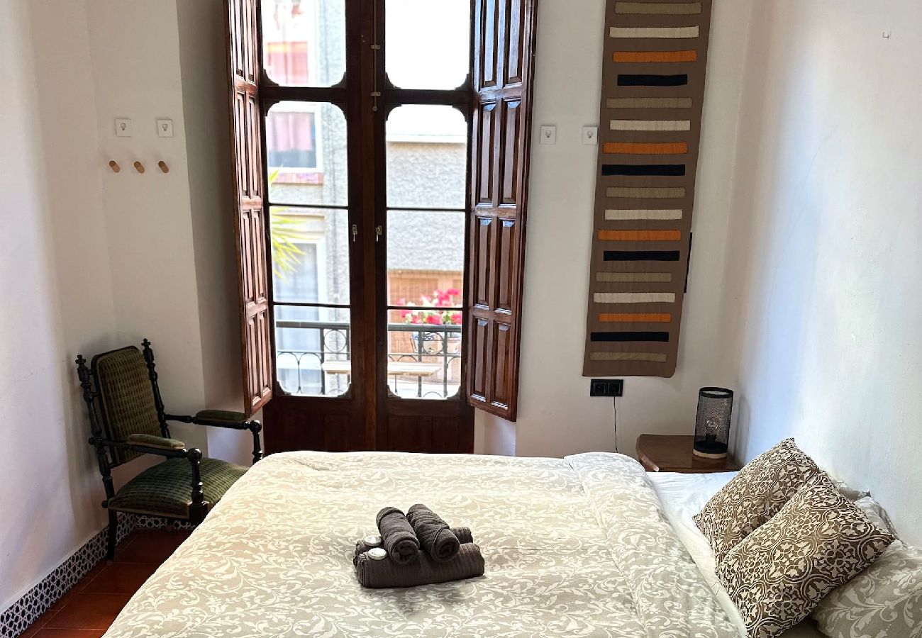 Apartment in Málaga - Beautiful Flat Near Plaza Merced - TakeCareMalaga Apartment in Málaga - Beautiful Flat Near Plaza Merced - TakeCareMalaga