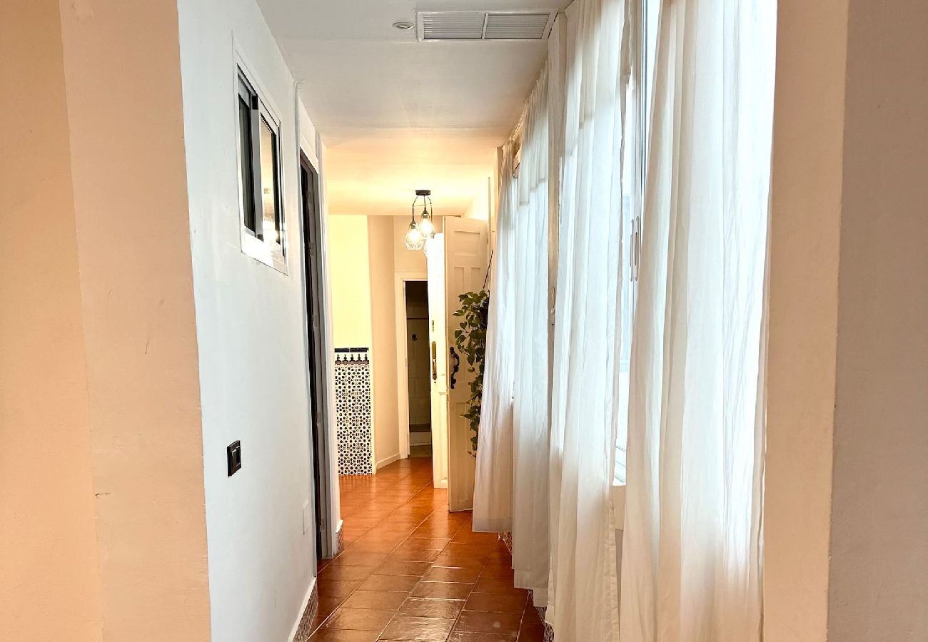 Apartment in Málaga - Beautiful Flat Near Plaza Merced - TakeCareMalaga Apartment in Málaga - Beautiful Flat Near Plaza Merced - TakeCareMalaga