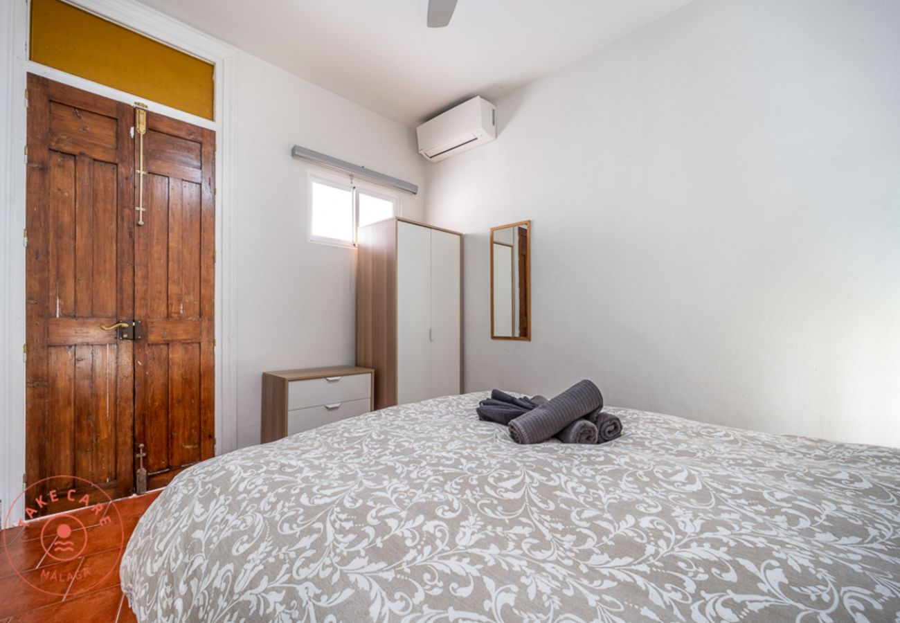 Apartment in Málaga - Beautiful Flat Near Plaza Merced - TakeCareMalaga Apartment in Málaga - Beautiful Flat Near Plaza Merced - TakeCareMalaga