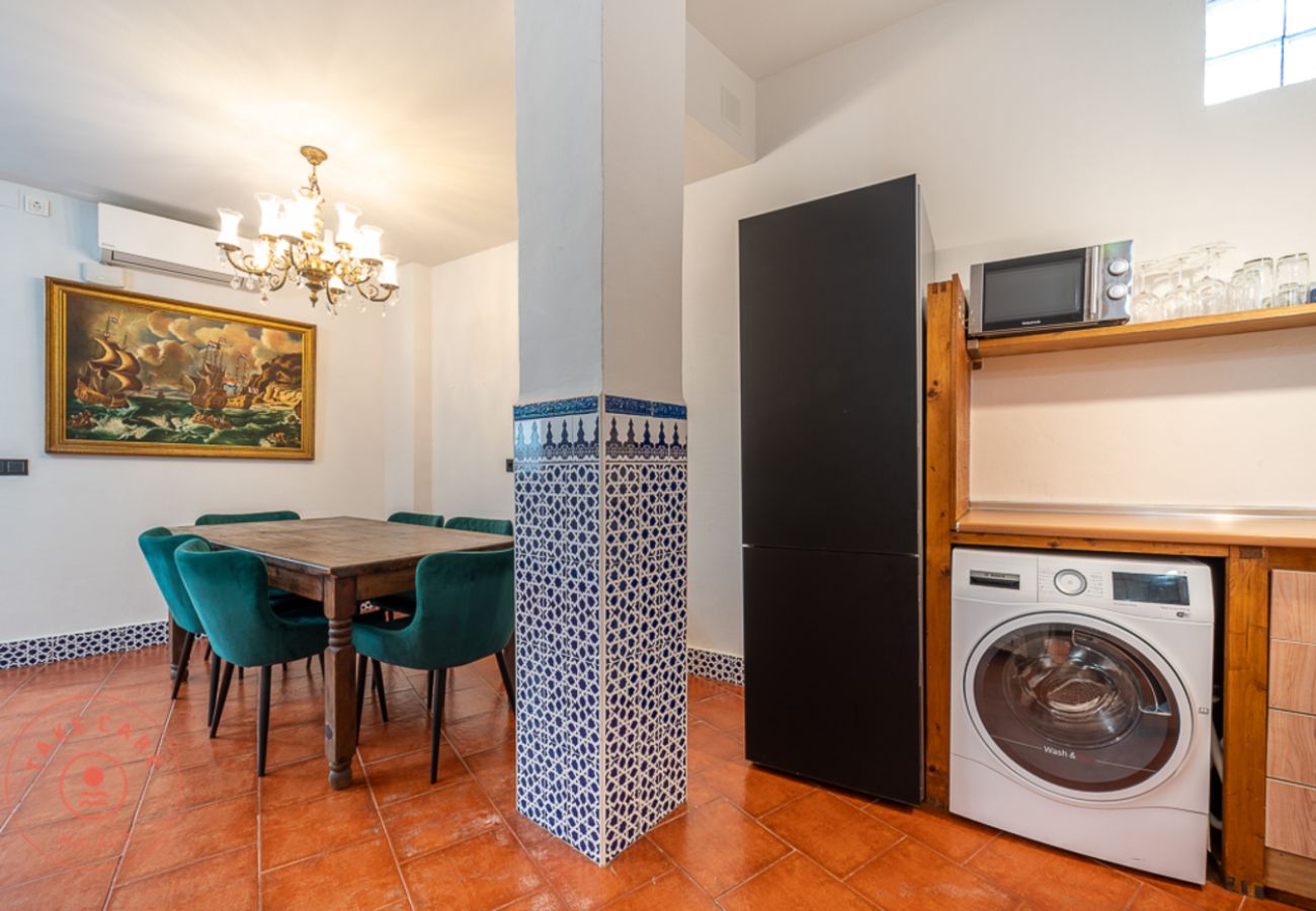 Apartment in Málaga - Beautiful Flat Near Plaza Merced - TakeCareMalaga Apartment in Málaga - Beautiful Flat Near Plaza Merced - TakeCareMalaga