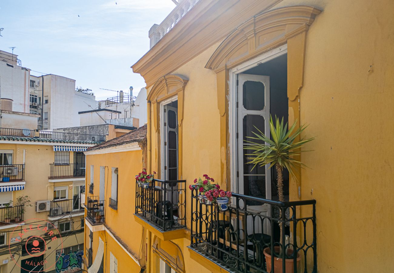 Apartment in Málaga - Beautiful Flat Near Plaza Merced - TakeCareMalaga Apartment in Málaga - Beautiful Flat Near Plaza Merced - TakeCareMalaga