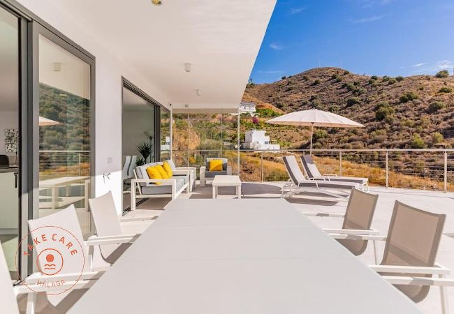 Villa in Torrox - Luxury Seaview Villa Leala - TakeCareMalaga Villa in Torrox - Luxury Seaview Villa Leala - TakeCareMalaga