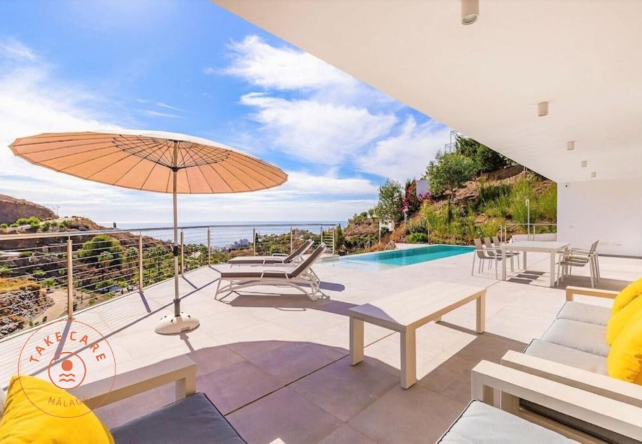 Villa in Torrox - Luxury Seaview Villa Leala - TakeCareMalaga Villa in Torrox - Luxury Seaview Villa Leala - TakeCareMalaga